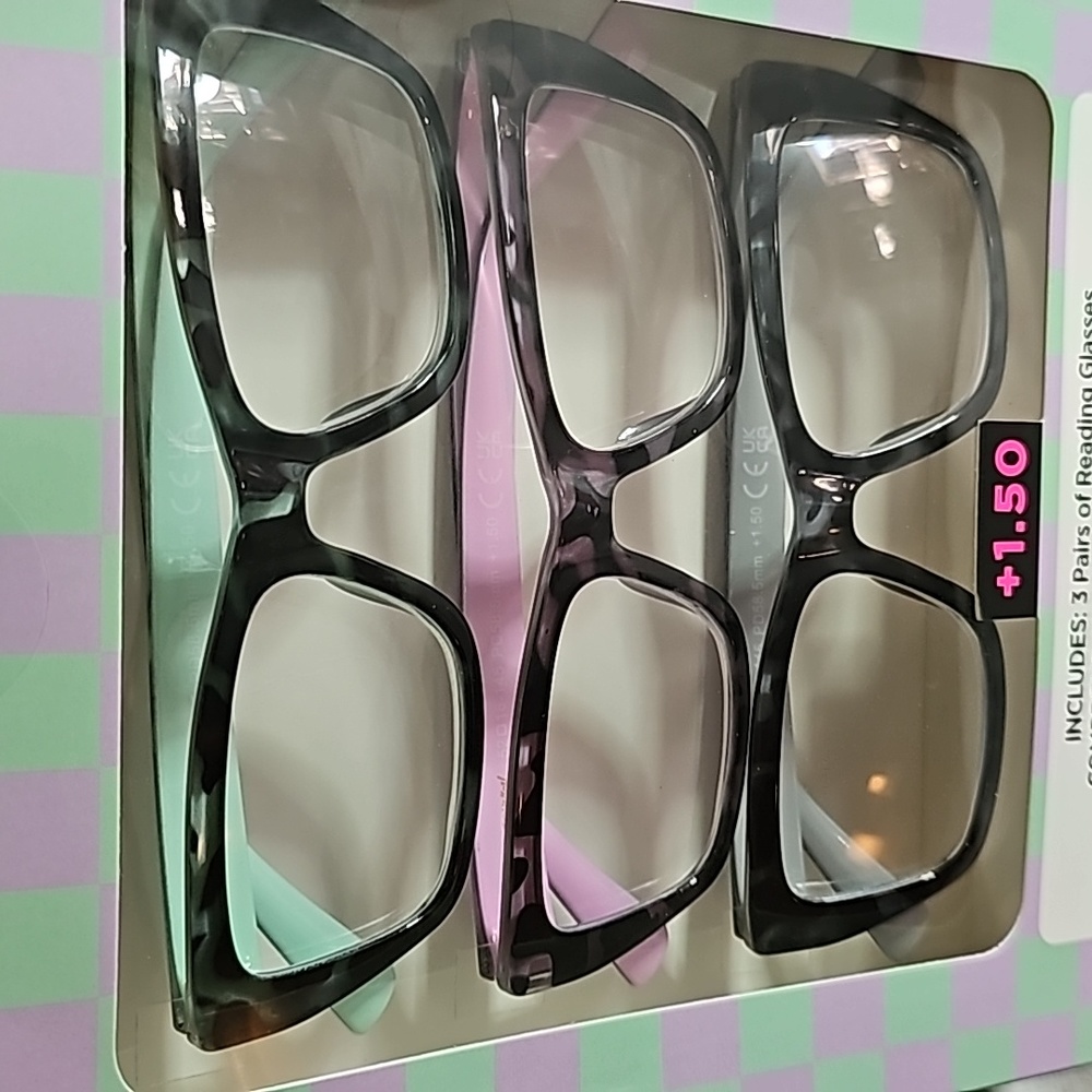 NWT BETSEY JOHNSON READING GLASSES + 150 👓 - Picture 6 of 11